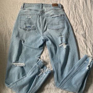 American Eagle Highest Rise Mom Jean with stretch